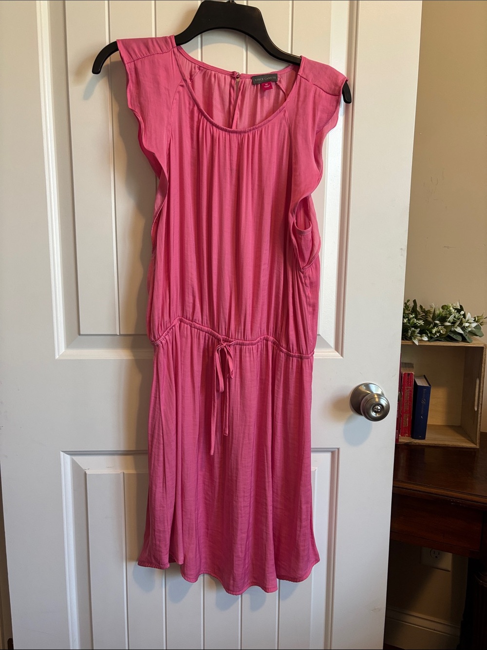 Vince Camuto Pink Drawstring-Waist Silky Midi Dress. Size M